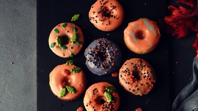 Tai ne pokštas: pavasariniai „Dunkin’ Munchkins“ kibirėliai jau parduotuvėse