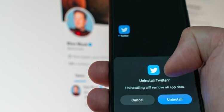 Šalinote programėlę? Pirmiausia atlikite šiuos 3 veiksmus – kitaip rizikuojate tapti įsilaužimo auka