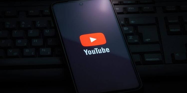 24 naudingiausi „YouTube“ klavišų trumpiniai