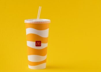 Štai tikroji priežastis, kodėl „McDonald’s“ šiaudeliai tokie platūs