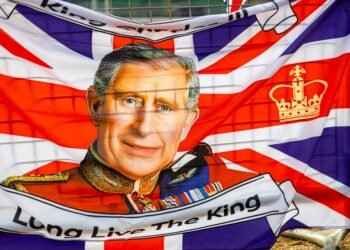 Pasirodė pirmasis oficialus karaliaus Karolio III portretas