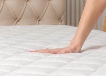 Šis „Avocado“ čiužinio antčiužinis atgaivino testuotojo 16 metų senumo čiužinį