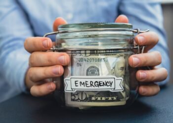 Kiek pinigų turėčiau turėti nenumatytiems atvejams?