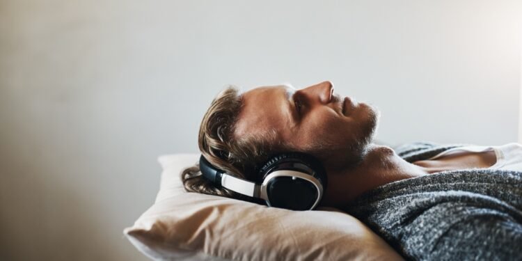 Štai dainos, kurios, mokslo teigimu, padės jums kaip reikiant išsimiegoti