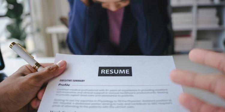 5 CV klaidos, dėl kurių jūsų gyvenimo aprašymą praris dirbtinio intelekto užmarštis