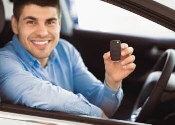 Kaip pakeisti automobilio raktelio bateriją