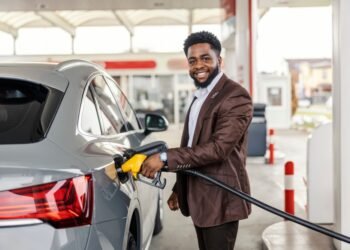 Kaip degalų kolonėlė „supranta“, kada sustoti?