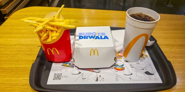 Štai kodėl „McDonald’s“ rytais nepatiekia mėsainių
