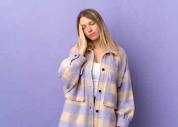 15 erzinančių mados problemų, kurias supras kiekviena moteris