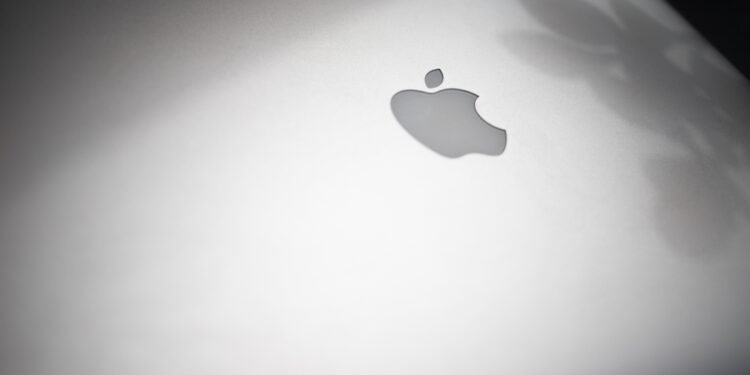 „Apple pristato naują funkciją, kuri dar labiau palengvina keliones – bet ar verta ja naudotis?“