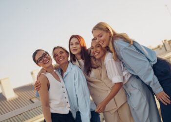 Kaip į savo dieną įnešti mažų džiaugsmo akimirkų