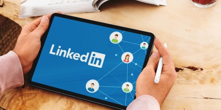 Trys dažniausiai neteisingai rašomi žodžiai, kurie kenkia jūsų darbo paieškoms „LinkedIn“