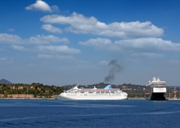 Štai kam skirti tie dideli balti rutuliai kruizinių laivų viršuje