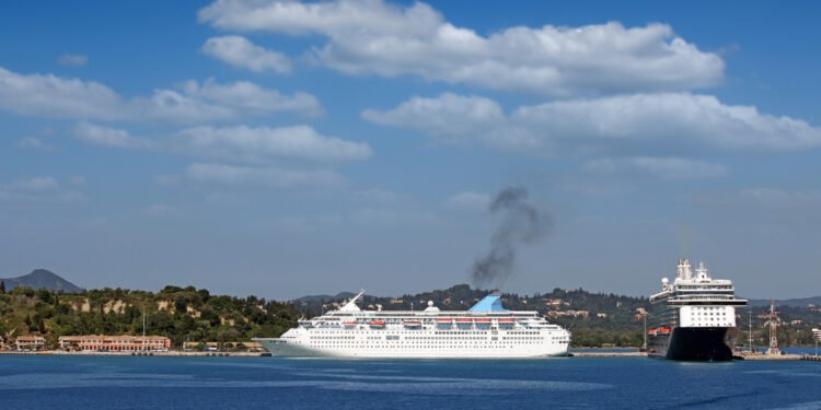 Štai kam skirti tie dideli balti rutuliai kruizinių laivų viršuje