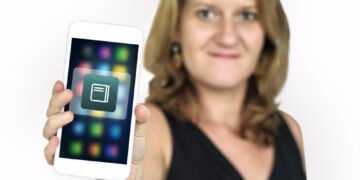 Kaip susitvarkyti programas savo iPhone telefone