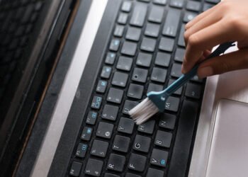 Kaip išvalyti klaviatūrą per 7 paprastus žingsnius