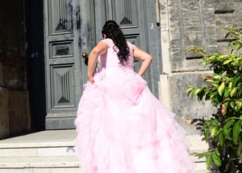 Princesei Dianai ir jos sudėtingiems santykiams su seserimis: istorija