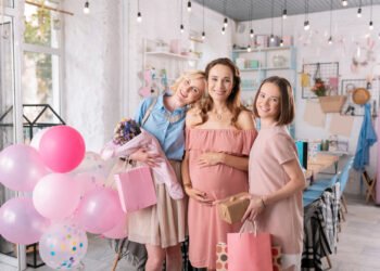 Visapusiškas kūdikio sutiktuvių etiketo gidas: atsakymai į svarbiausius klausimus