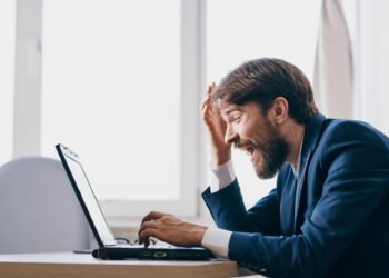 103 kompiuterių juokeliai, kurie privers kvatoti