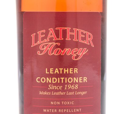 Žmonės tiesiog alpsta dėl „Leather Honey“: ką šis valiklis iš tikrųjų išvalo