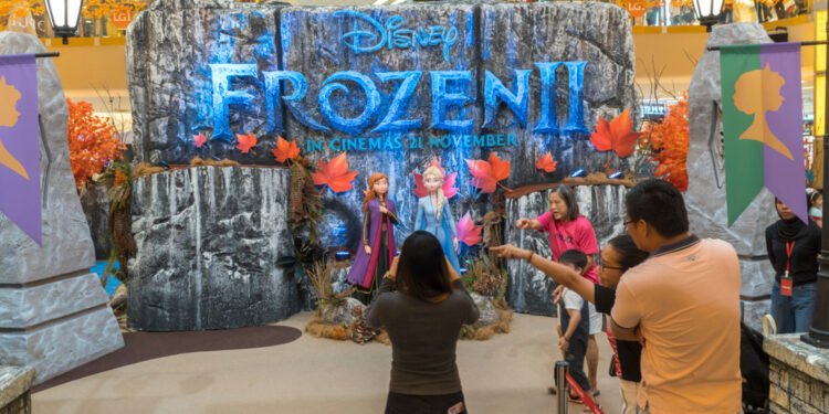 Viskas, ką reikia žinoti apie „Ledo šalies“ ir „Žaislų istorijos“ tęsinį