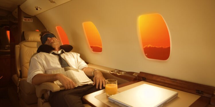 Nerašytos lėktuvo sėdynės atlošimo etiketo taisyklės