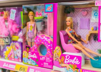 Jei turite vieną iš šių retų „Barbie“ lėlių, ji gali būti verta daugiau nei 27 000 JAV dolerių