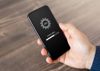 Štai kaip dažnai reikėtų perkrauti telefoną