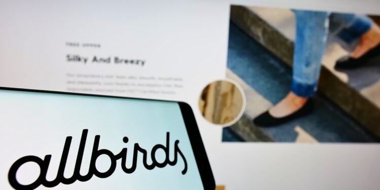 Ar Allbirds tikrai pačios patogiausios pasaulyje avalynės? Išbandėme jas, nueidami 160 km