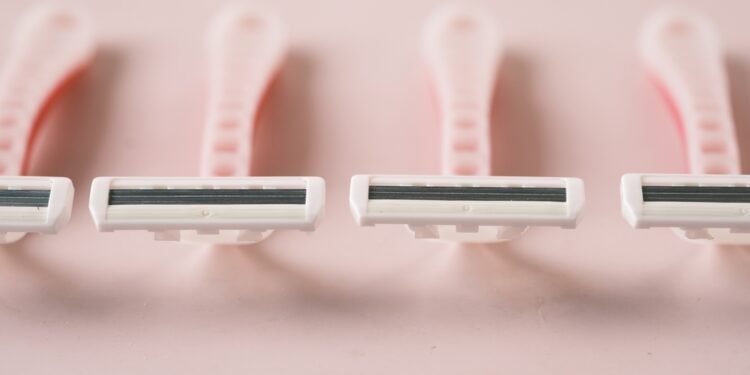 Jūsų namų sienose gali slypėti skutimosi peiliukai – štai kodėl