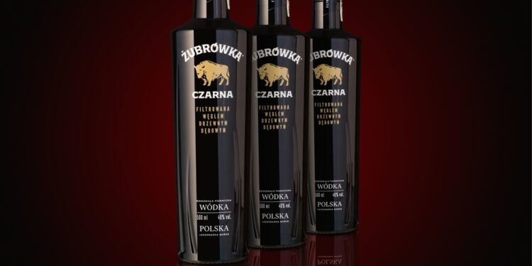 Daugiau nei 18 000 pirkėjų šį mažiau nei 10 dolerių kainuojantį plaukų aliejų vadina stebuklu buteliuke