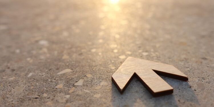 „Ahead“ ir „Forward“: koks skirtumas?