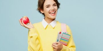 Štai kodėl mokytojams dovanojami obuoliai