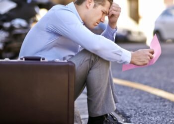 Kodėl atleidimą iš darbo vadiname „rožiniu lapeliu“