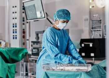 4 klausimai, kurių niekada neturėtumėte užduoti Siri