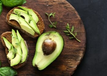 Avokadas – vaisius ar daržovė?