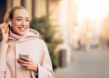 Jei naudojatės AirPods, turėtumėte sužinoti apie šią paslėptą funkciją