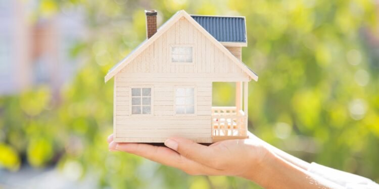 13 patarimų, kaip parduoti savo namą