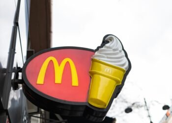 Kitą kartą apsilankę „McDonald’s“, galbūt rasite veikiančią ledų aparatą