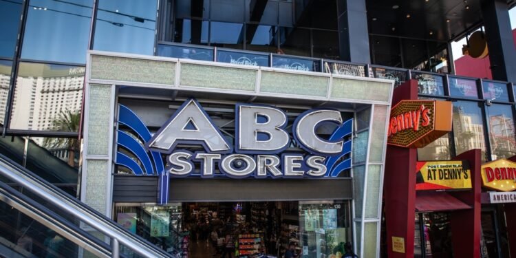 Naujas tyrimas: populiariausias patogaus apsipirkimo tinklas Amerikoje