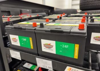 Kiek laiko tarnauja automobilio akumuliatorius?