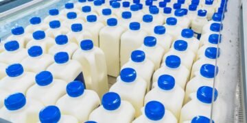 Štai kodėl amerikiečiai laiko pieną šaldytuve, o europiečiai – ne