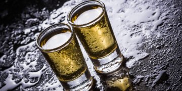 Ar degtinė (ir kiti alkoholiniai gėrimai) užšąla?