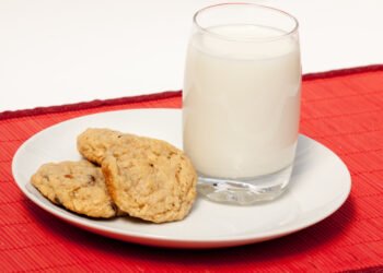 Štai kodėl pienas ir sausainiai tokie skanūs kartu