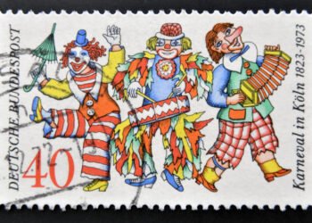 Susipažinkite su žmogumi, turinčiu 26 vardus ir ilgiausią pavardę pasaulyje