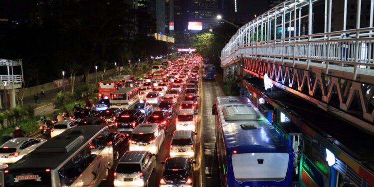 Geriausias ir blogiausias metas vengti Memorial Day savaitgalio kamščių