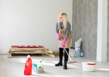 „Baseboard Buddy” Amazon platformoje turi daugiau nei 21 000 įvertinimų – štai kodėl žmonės jį pamėgo