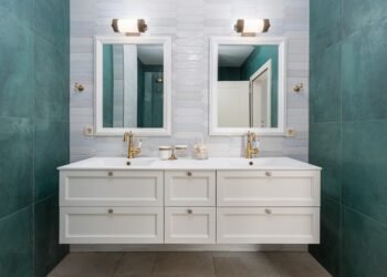 Šis vonios daiktas yra nešvaresnis už tualeto dangtį, teigia mikrobiologas