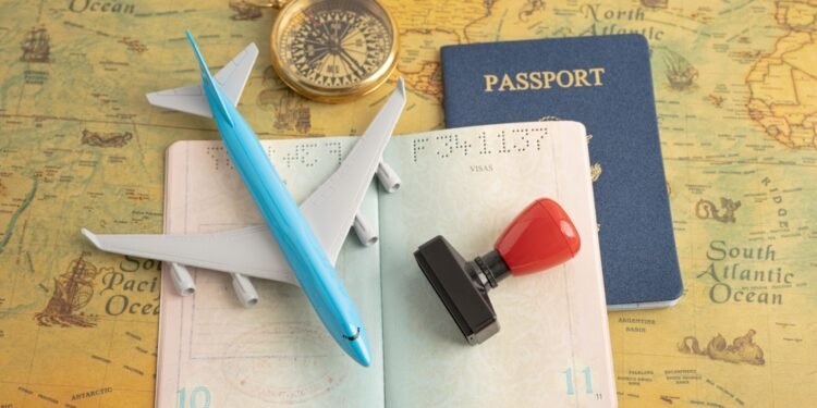 Kodėl prieš skrydį visada verta nusifotografuoti šį svarbų kelionės dokumentą