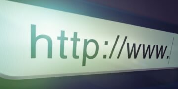 Ką reiškia „URL“?